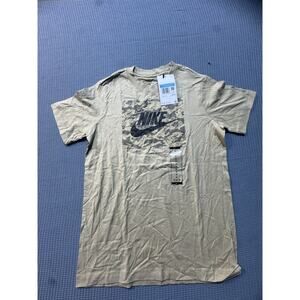 Nike Swoosh Tee Kids Sz M Brand New